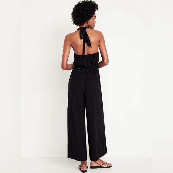 NWT! Old Navy Black Waist-Defined Halter Jumpsuit - Multiple Sizes 💎 - Picture 2 of 13